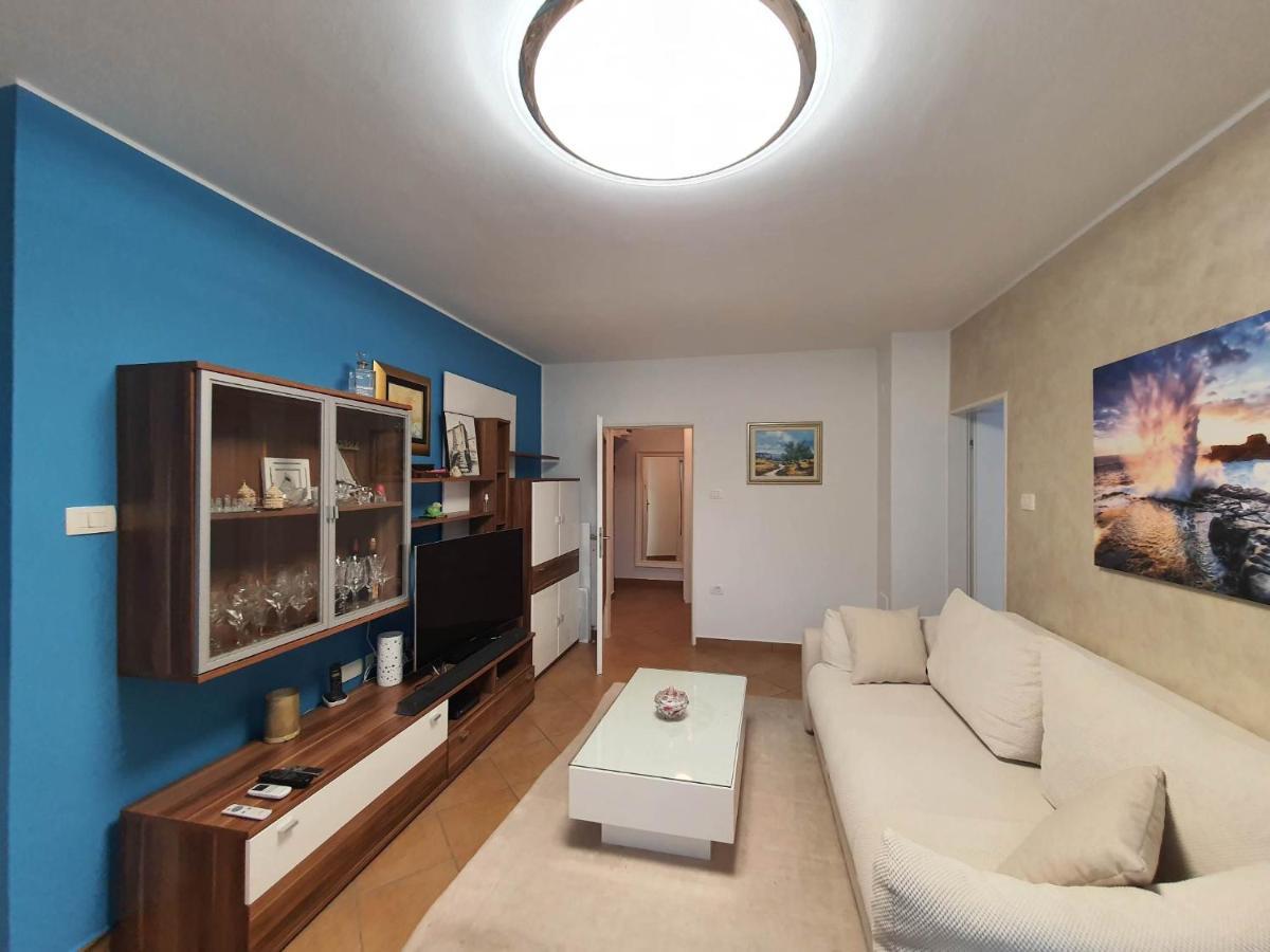Medicalgold Apartment Копер Екстериор снимка